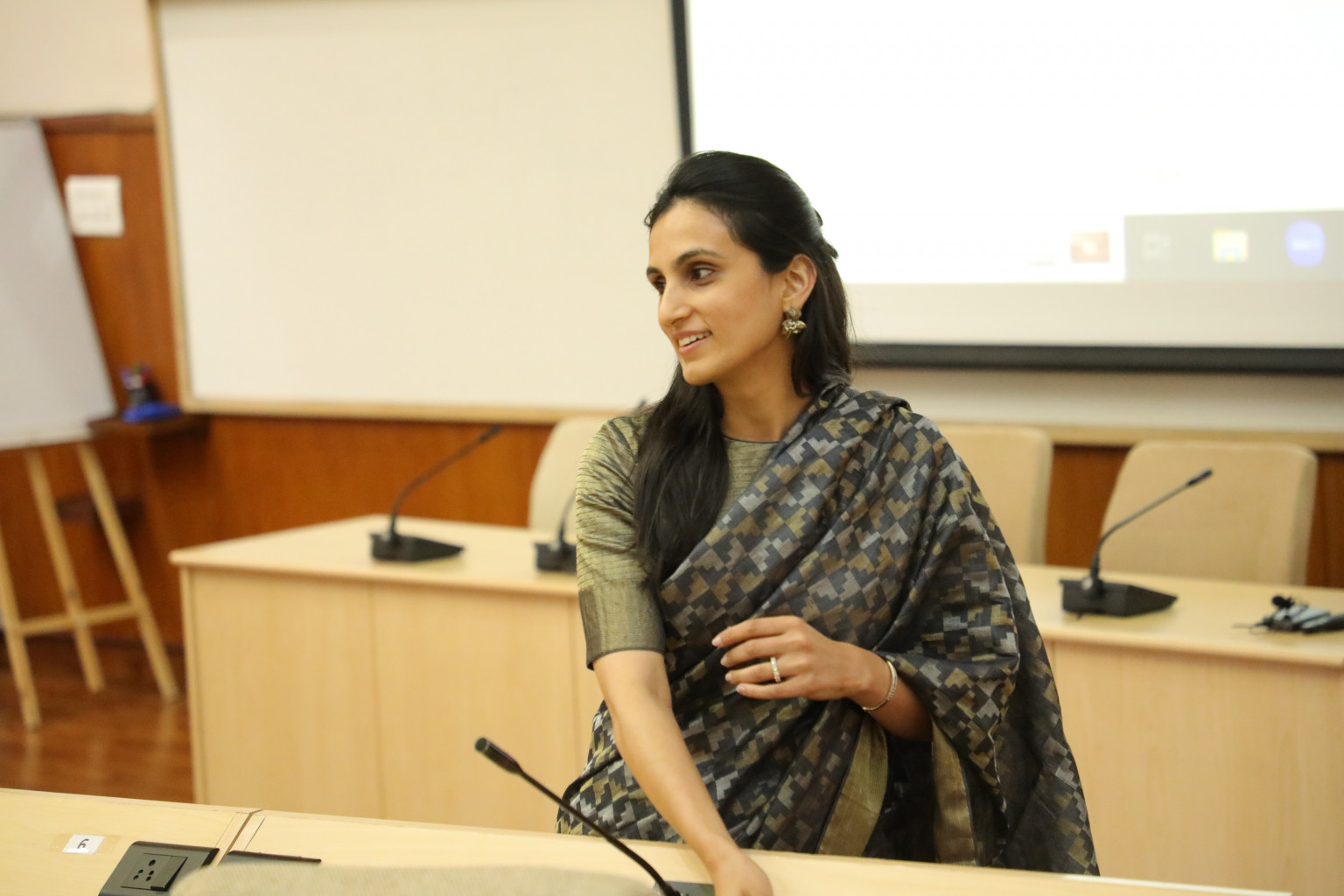 Gayatri Jolly-MasterG